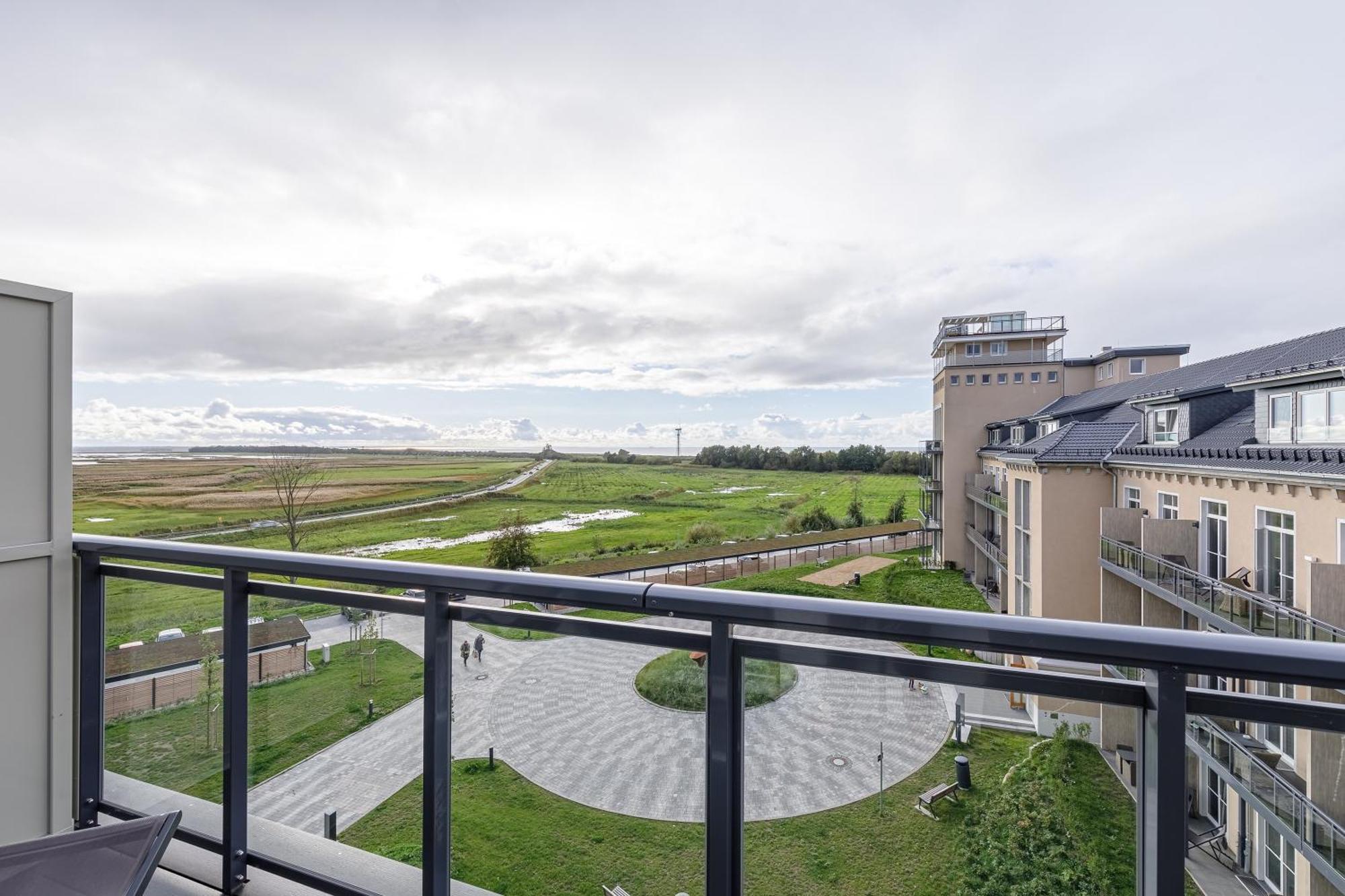 Ferienapartments in der alten Seefahrtschule Wustrow  Zimmer foto